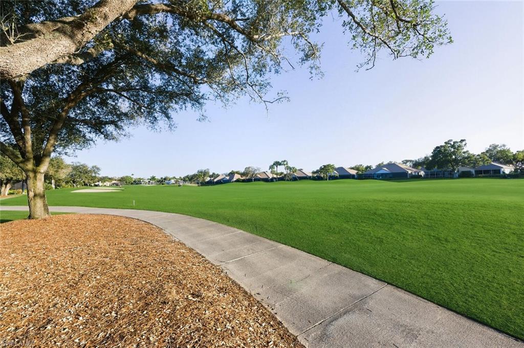 THE VINES - Residential