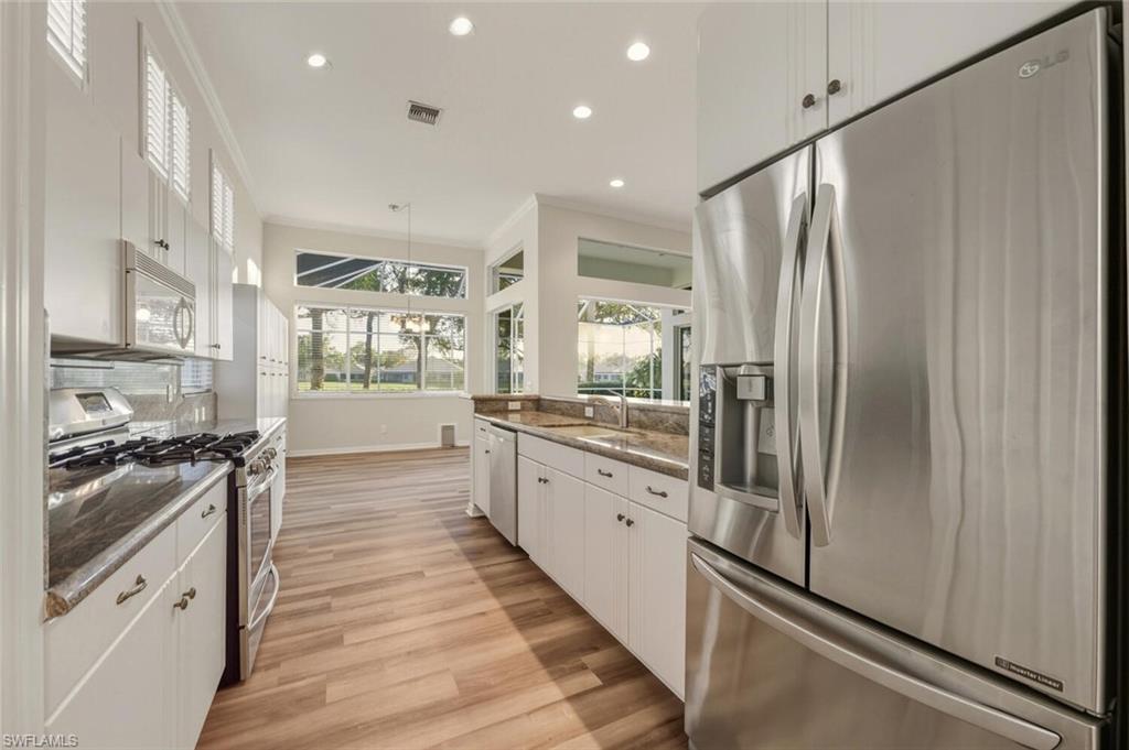 THE VINES - Residential