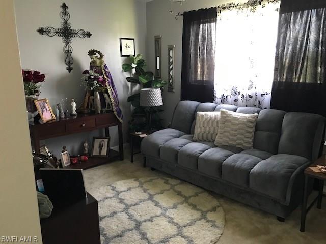 VILLA PINES OF CAPE CORAL - Residential