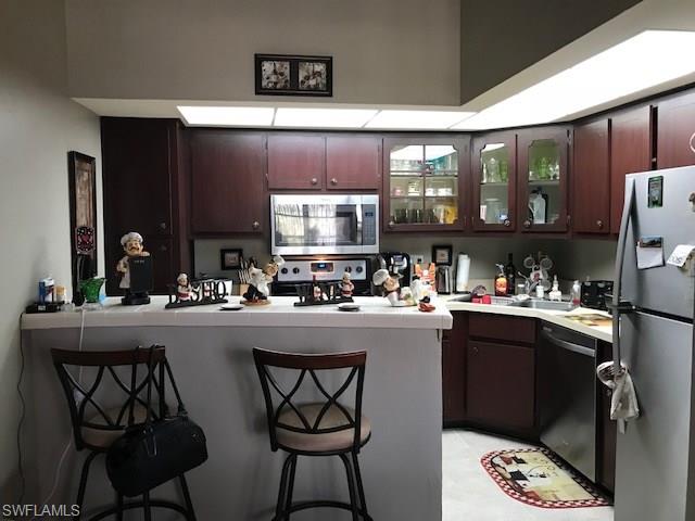 VILLA PINES OF CAPE CORAL - Residential