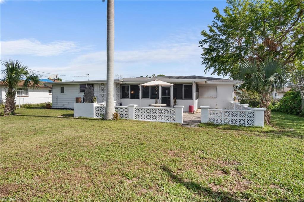 CAPE CORAL - Residential