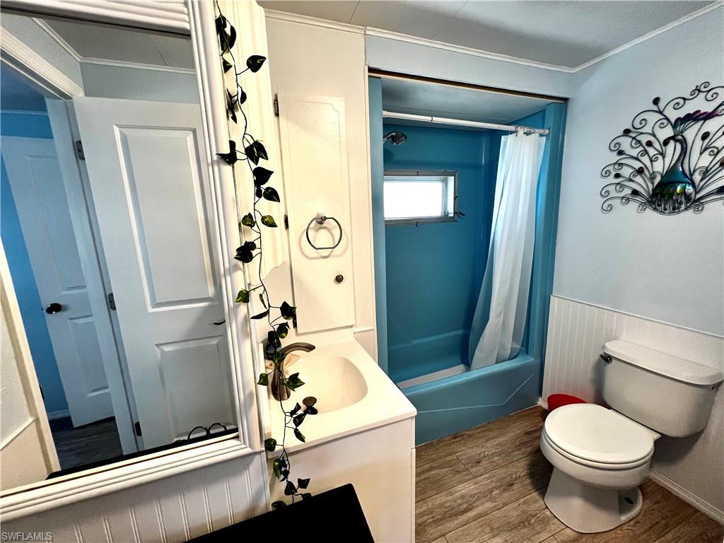 THUNDERBIRD MOBILE HOMES - Residential