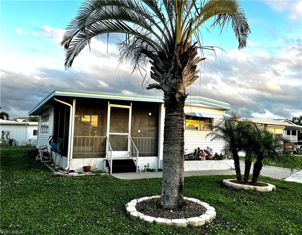 THUNDERBIRD MOBILE HOMES - Residential