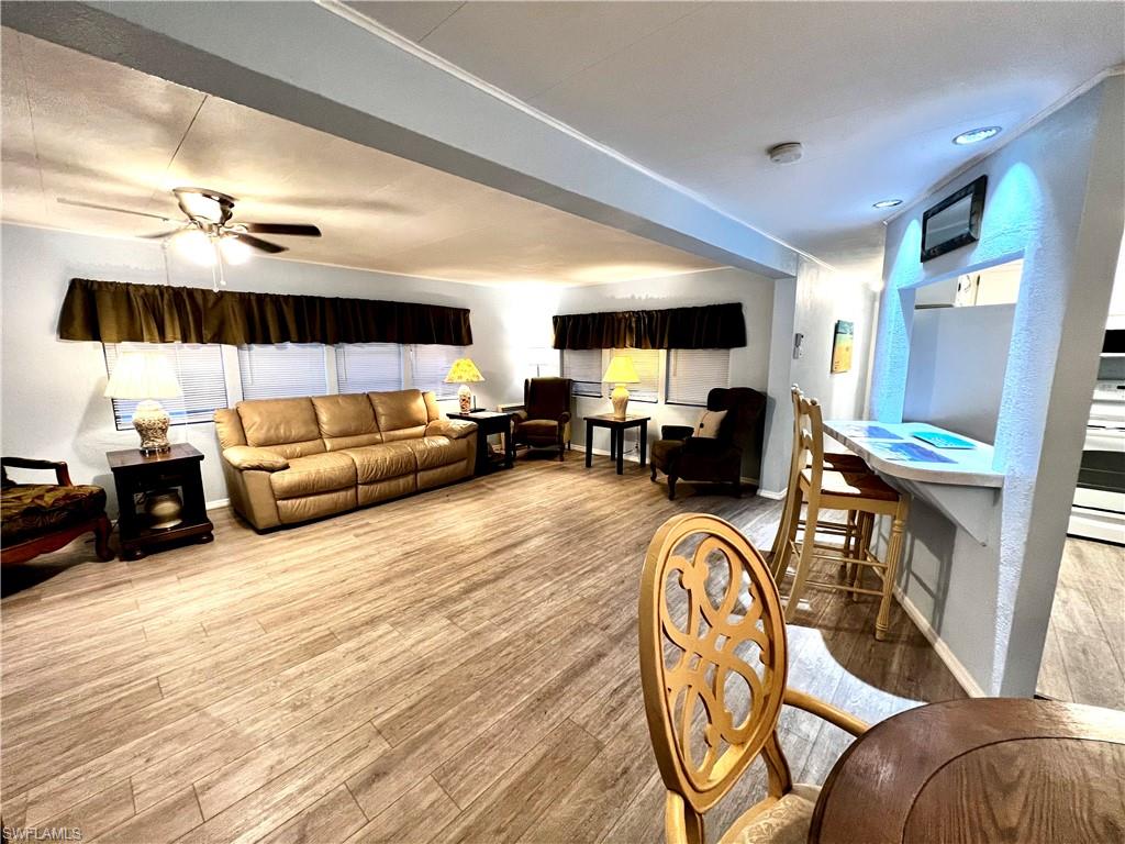 THUNDERBIRD MOBILE HOMES - Residential