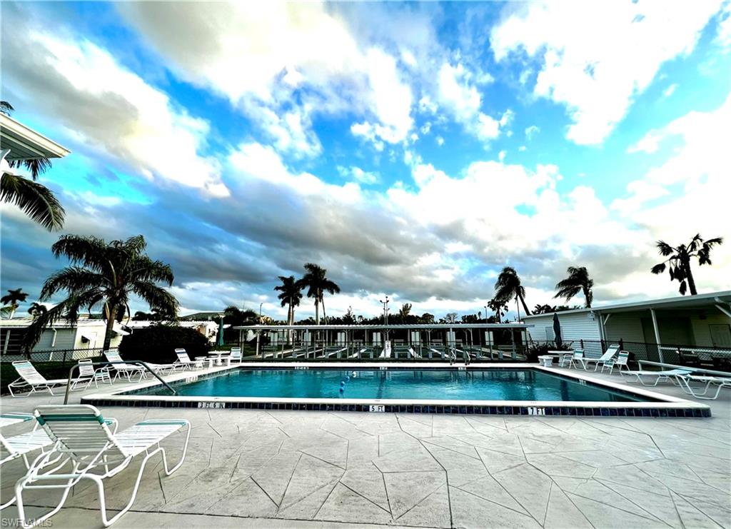 THUNDERBIRD MOBILE HOMES - Residential