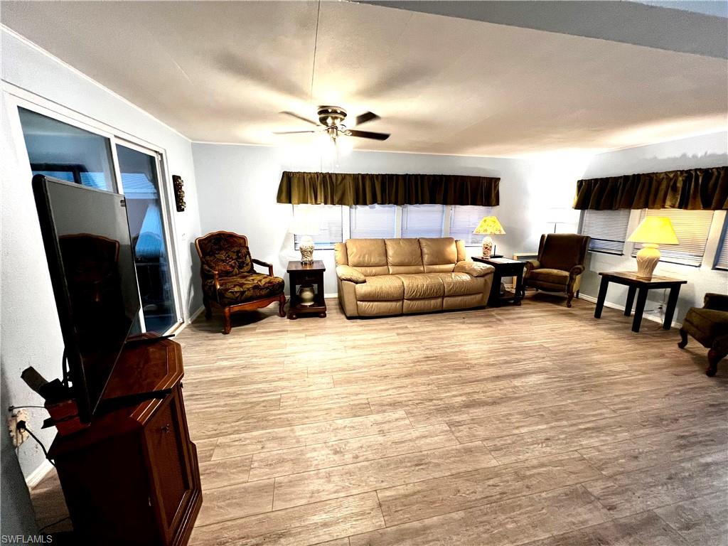 THUNDERBIRD MOBILE HOMES - Residential