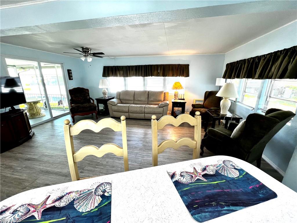 THUNDERBIRD MOBILE HOMES - Residential