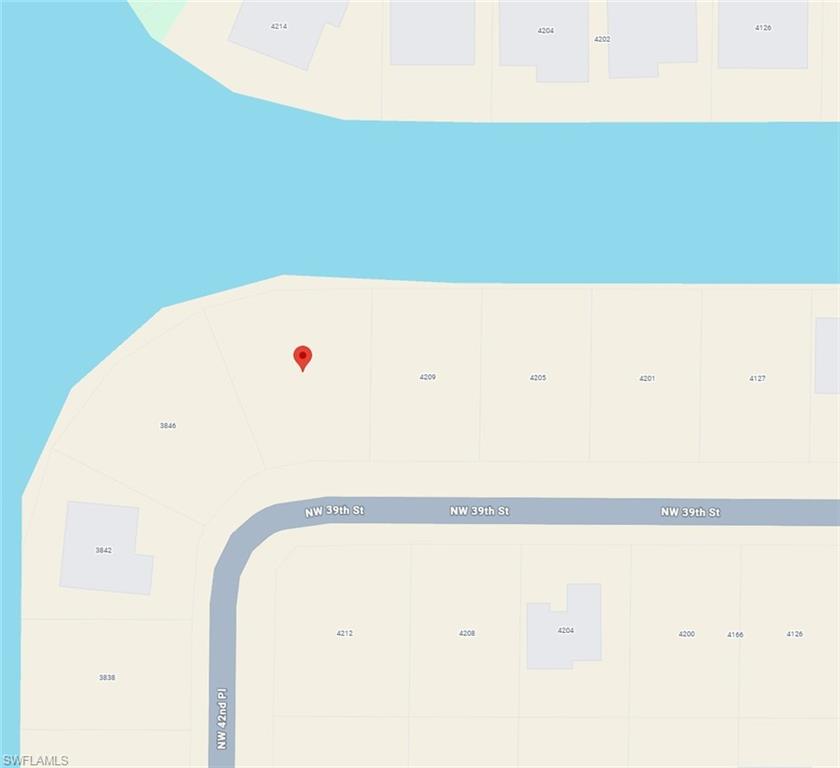 CAPE CORAL - Land
