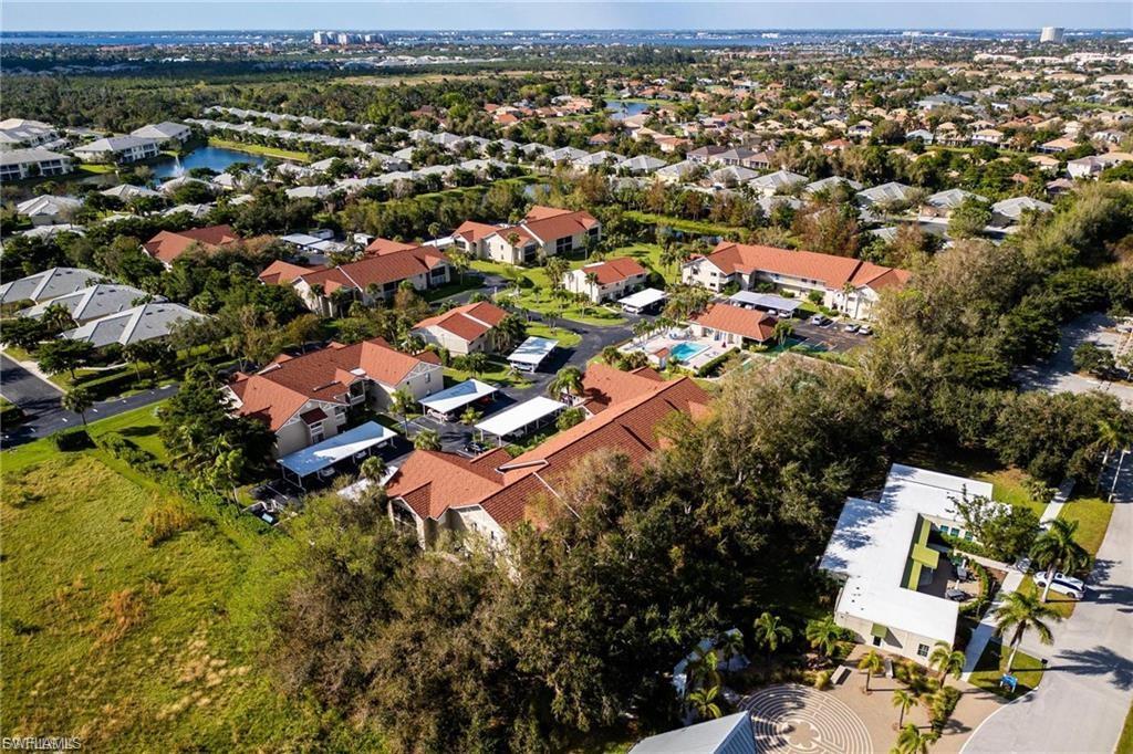 VILLAGES - Residential