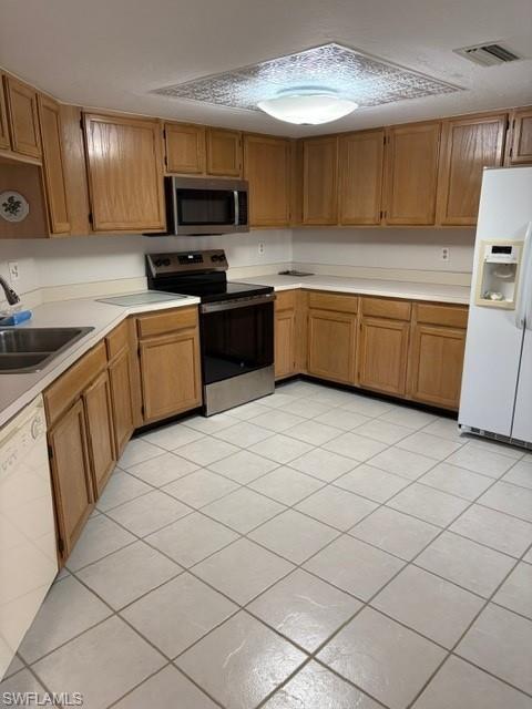 VILLAGES - Residential