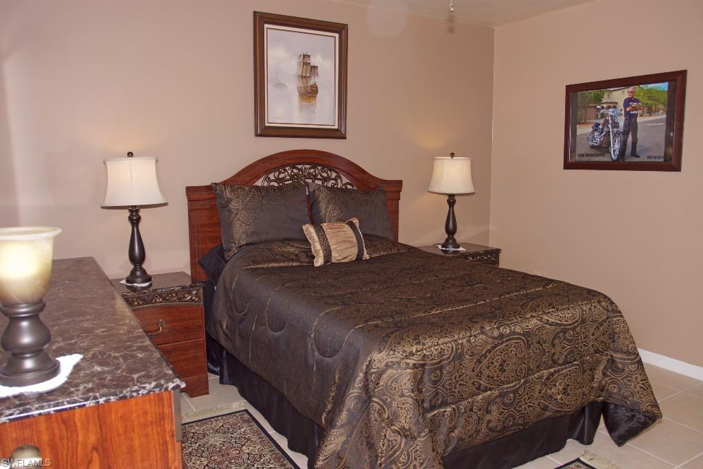 GATOR CIRCLE - Residential