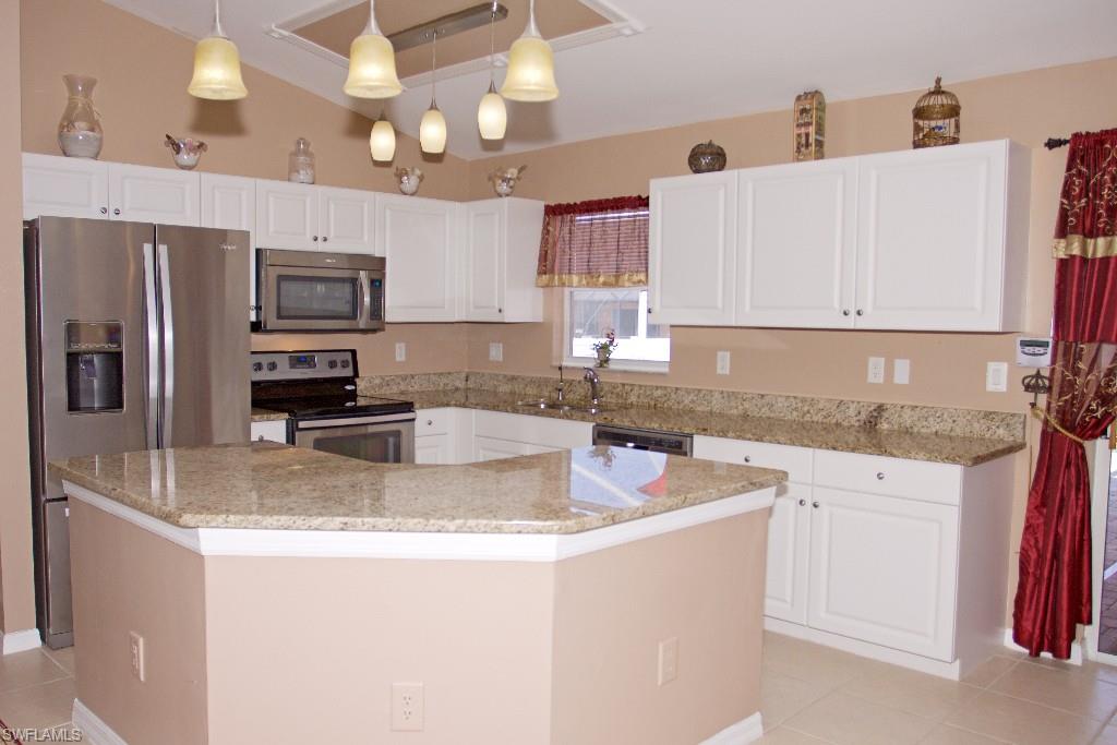 GATOR CIRCLE - Residential