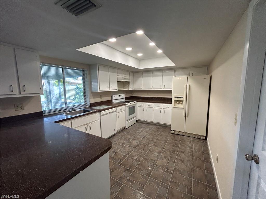 CAPE CORAL - Residential Lease