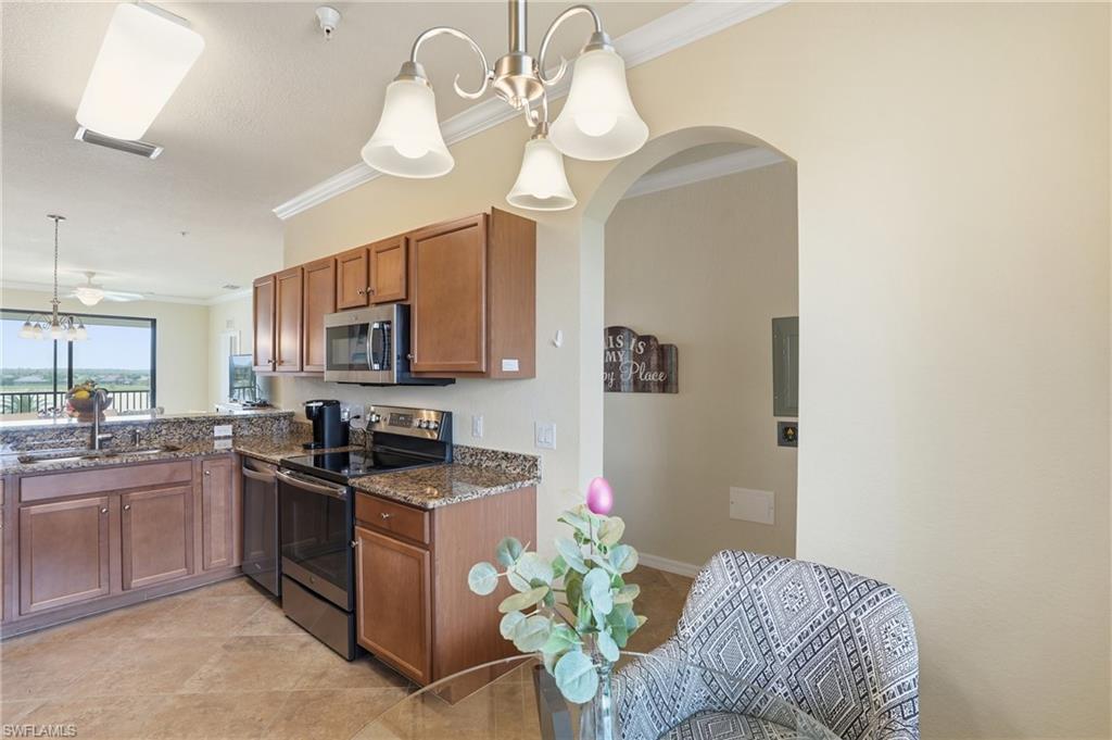 BONITA NATIONAL GOLF AND COUNTRY CLUB - Residential