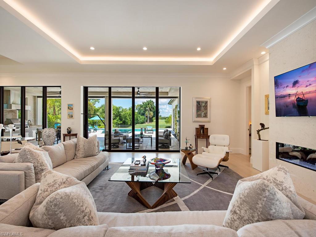 LANDINGS AT BEARS PAW - Residential