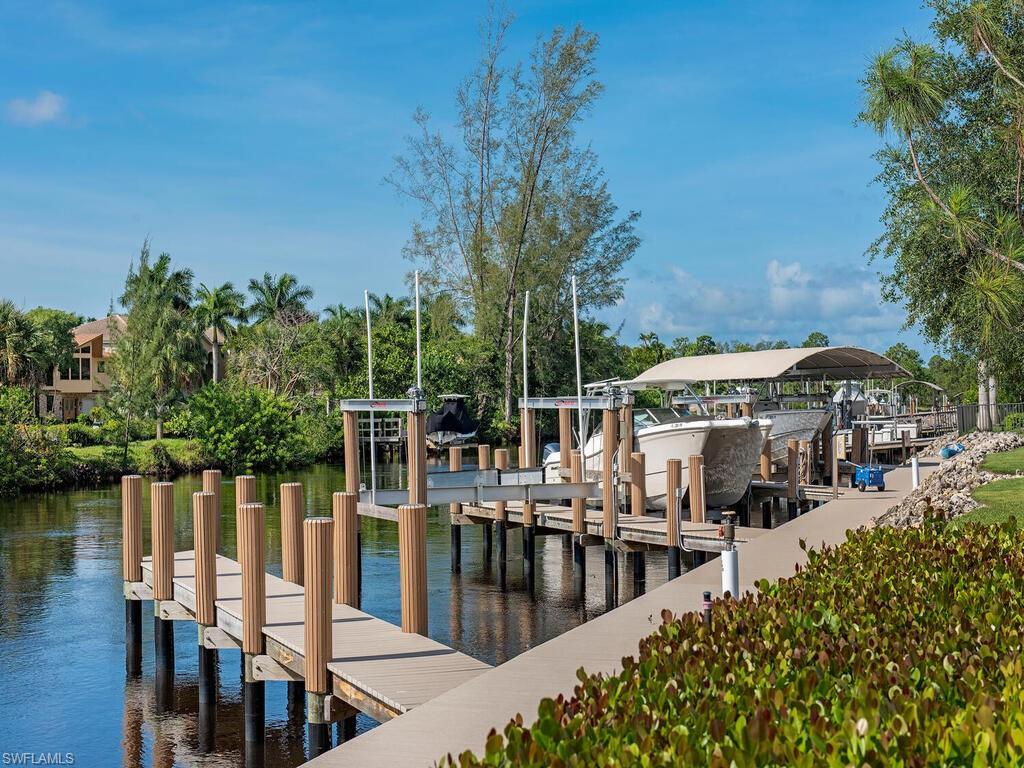 LANDINGS AT BEARS PAW - Residential