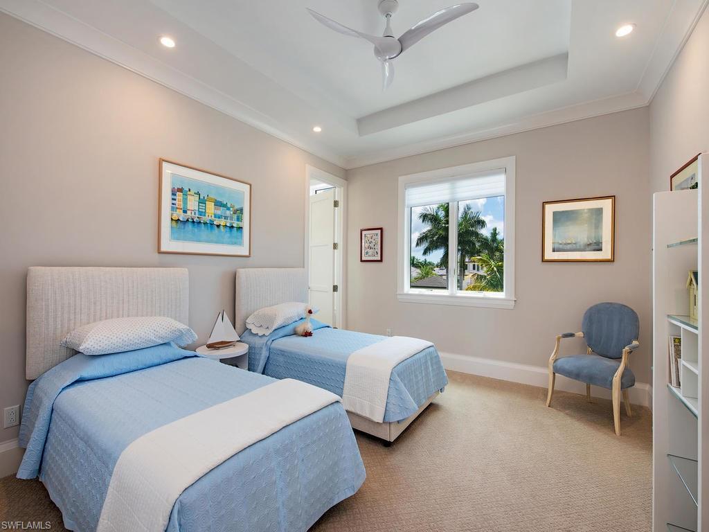 LANDINGS AT BEARS PAW - Residential