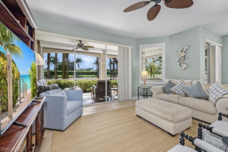 11079 Harbour Yacht CT 102