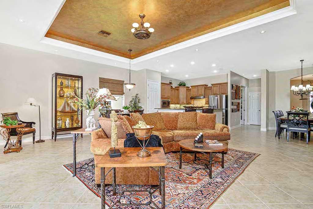 HERITAGE BAY - Residential