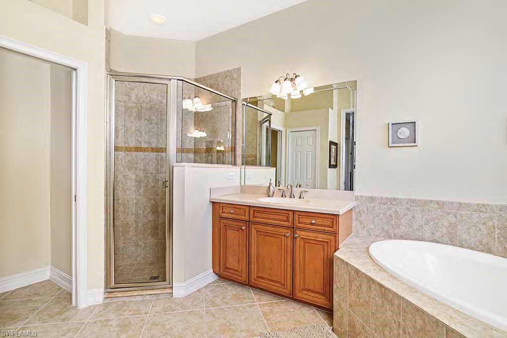 HERITAGE BAY - Residential