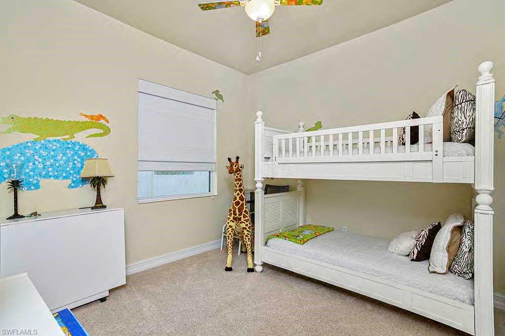 HERITAGE BAY - Residential