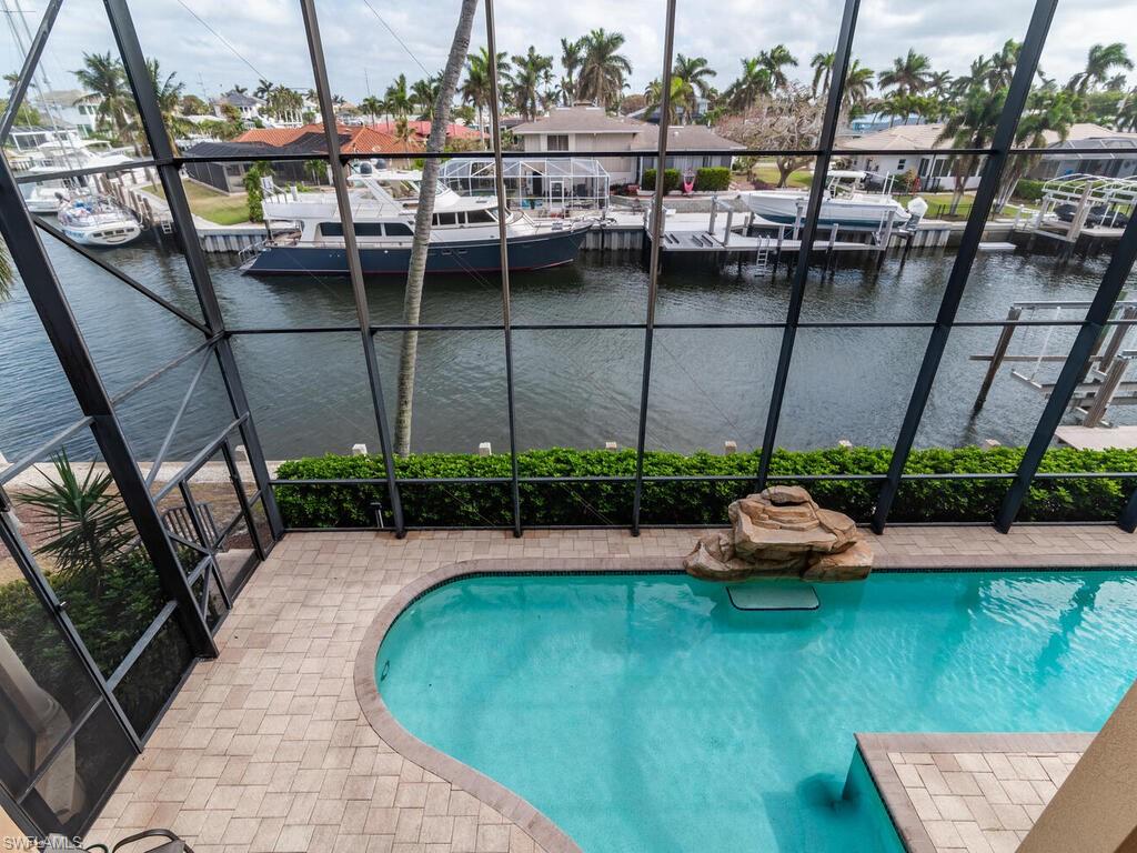 MARCO BEACH - Residential