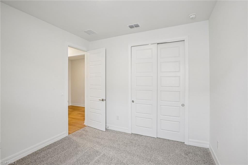 CRESCENT LAKES - Residential