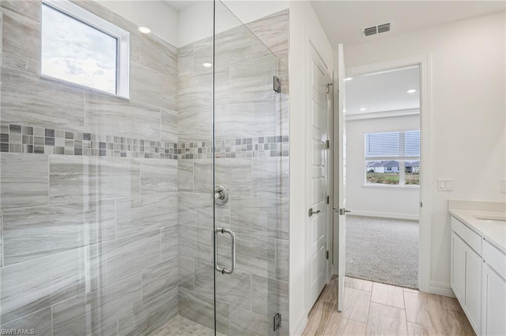 CRESCENT LAKES - Residential