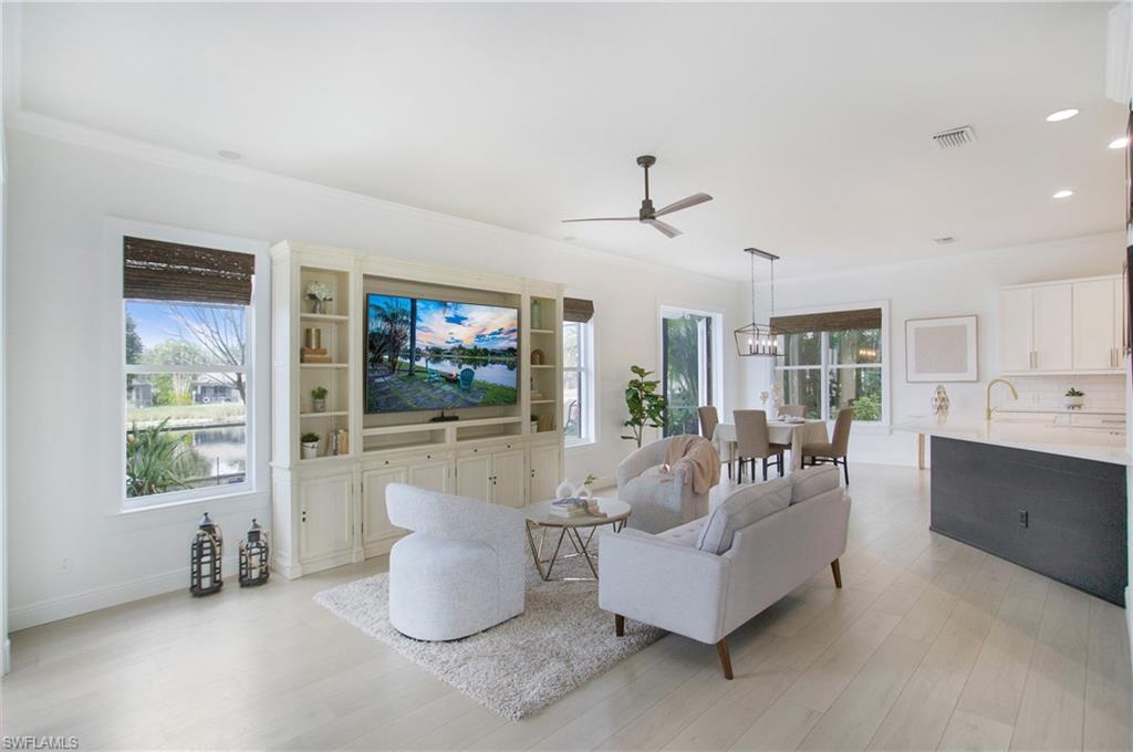 INDIGO LAKES - Residential