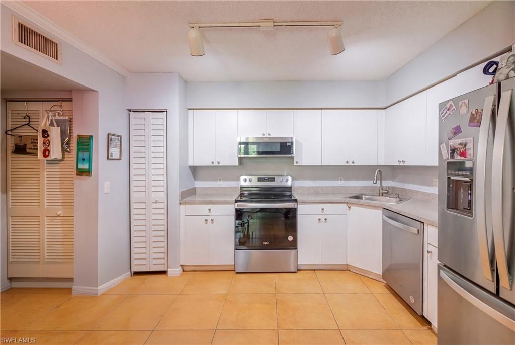 8687 River Homes LN 4107