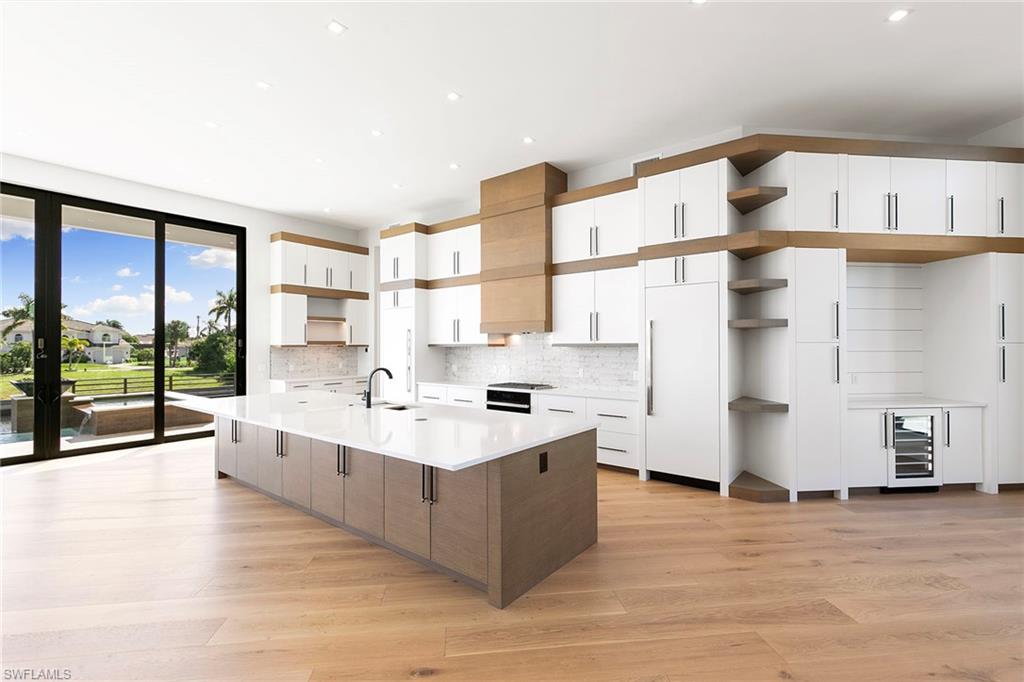 MARCO ISLAND - Residential