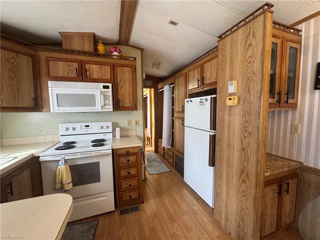 FOUNTAIN VIEW RV RESORT - Residential