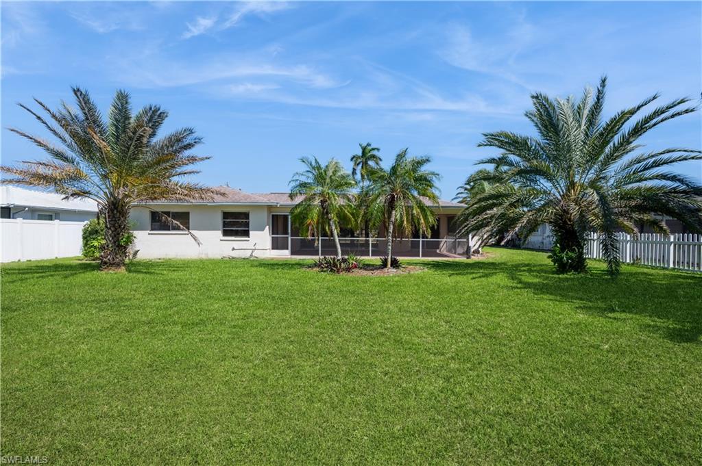 CAPE CORAL - Residential