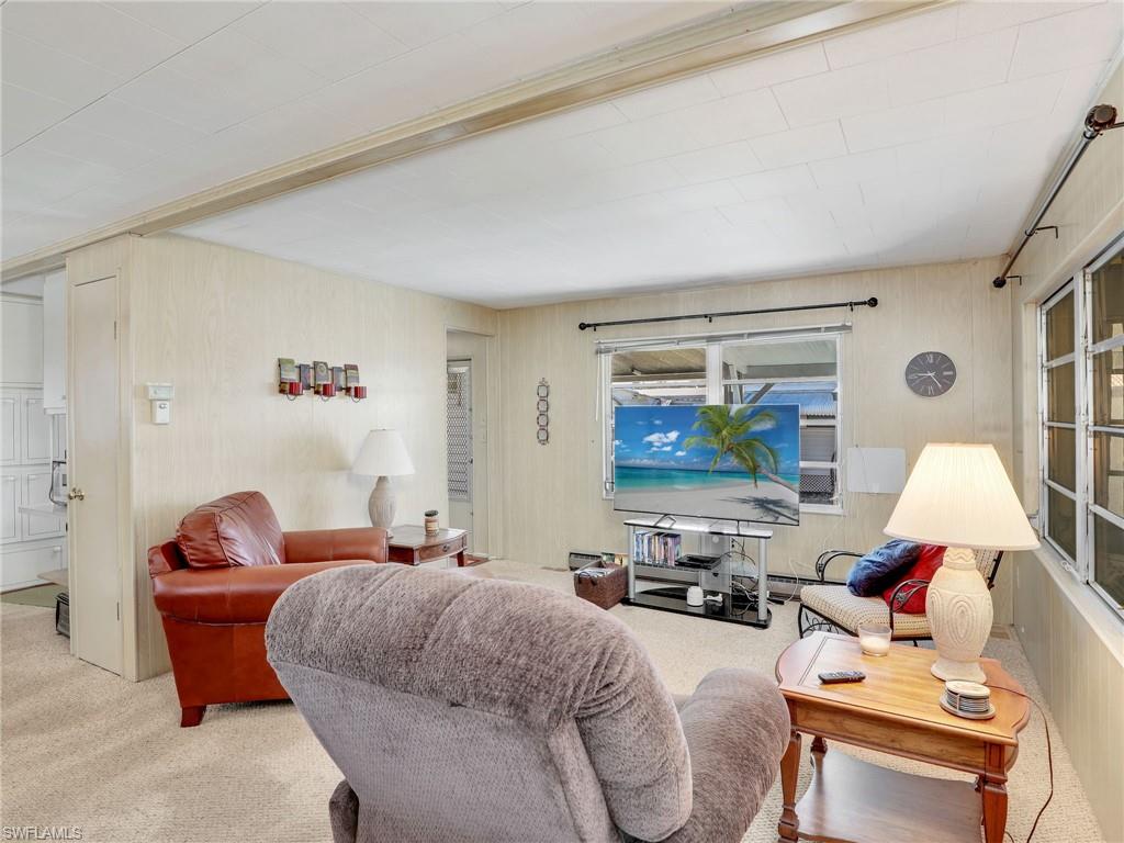 MOBILE MANOR - Residential