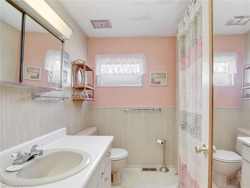 MOBILE MANOR - Residential