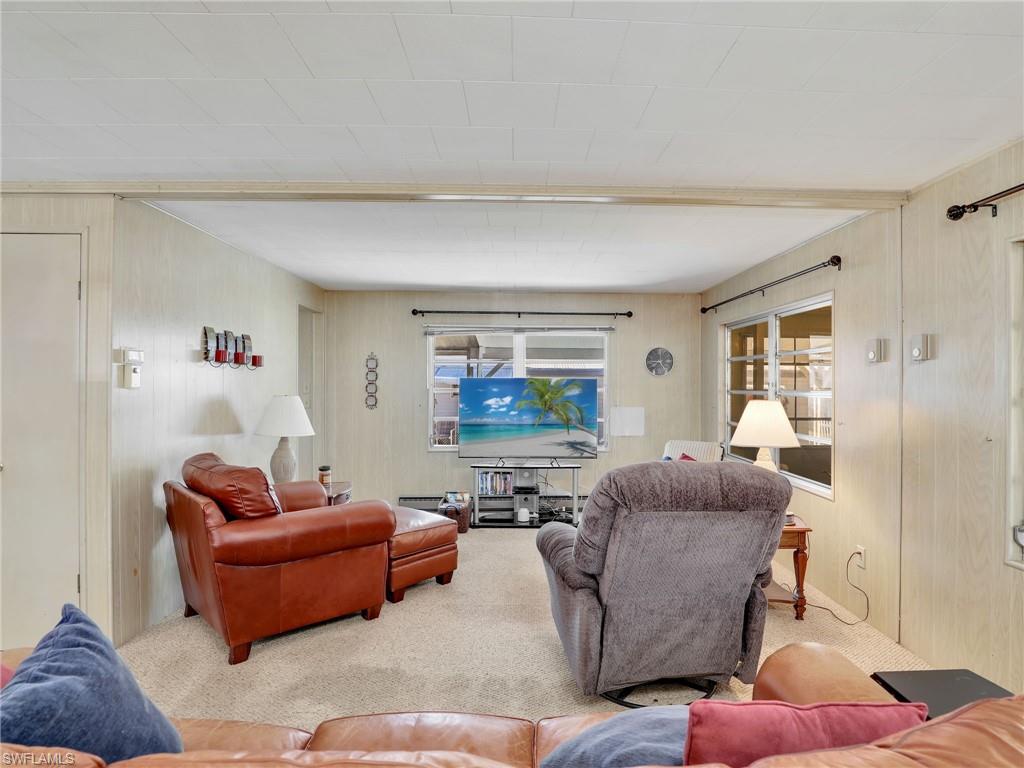 MOBILE MANOR - Residential