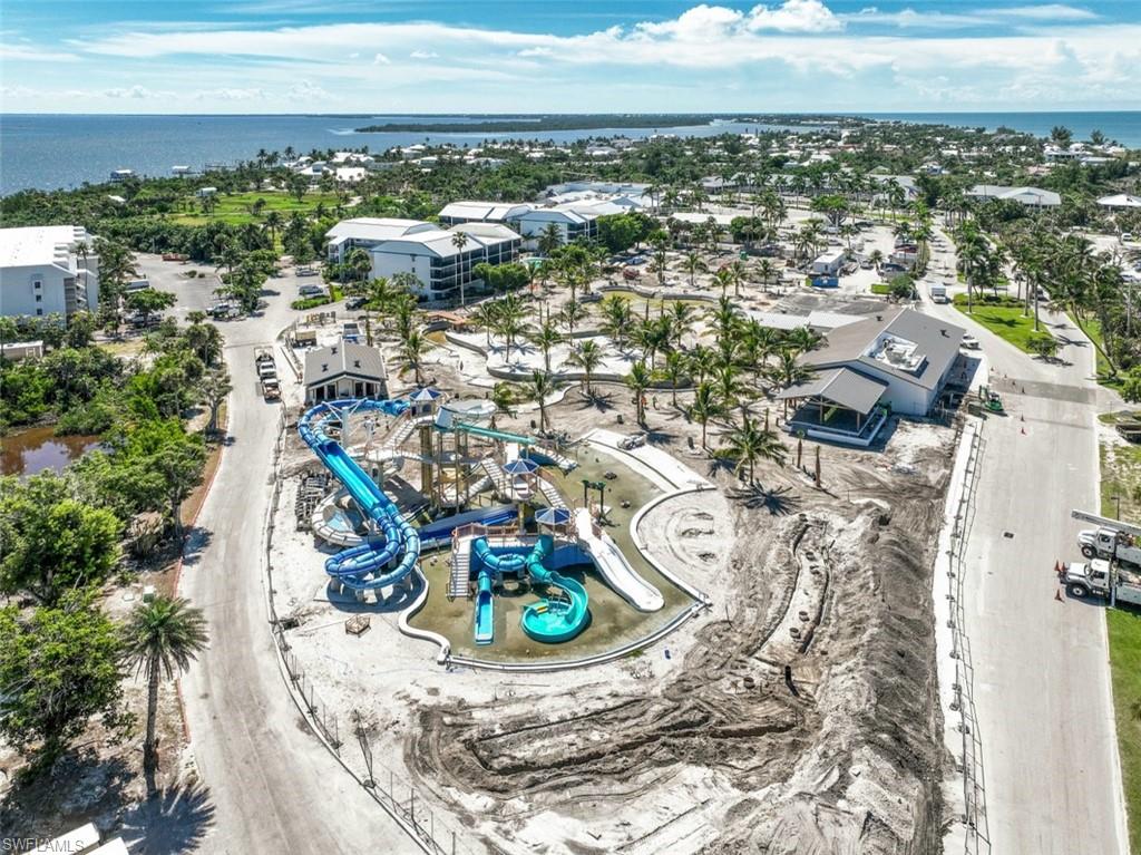 TENNIS VILLAS - Residential