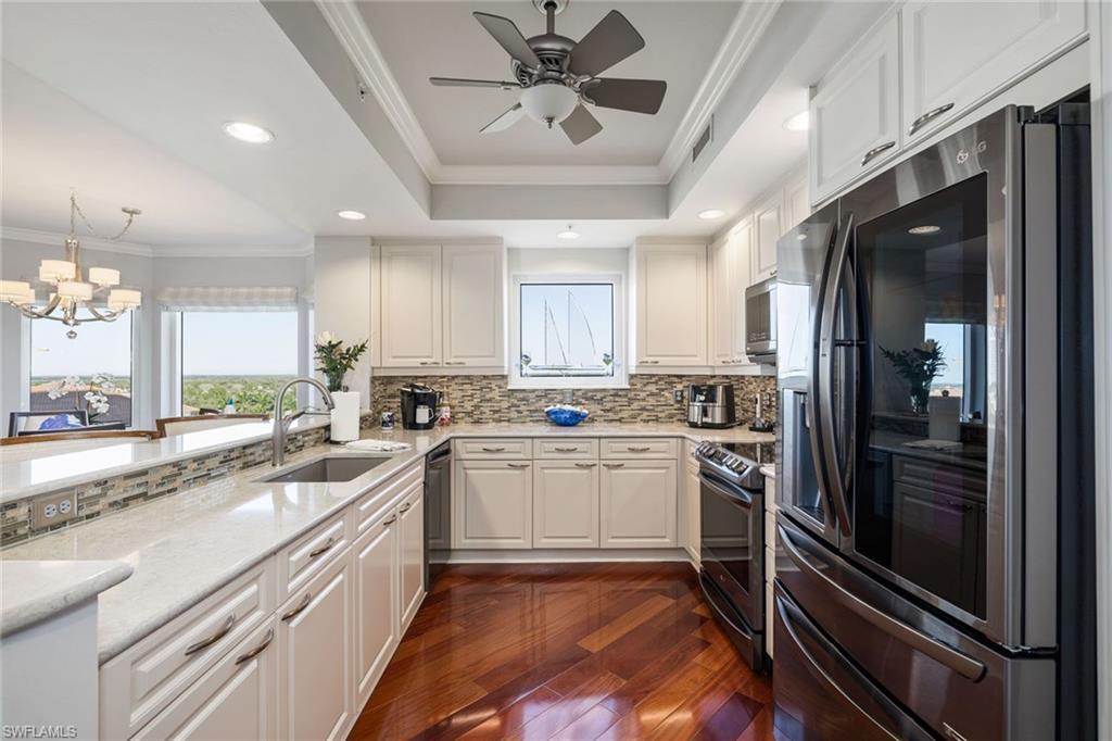 NAVONA AT THE COLONY - Residential