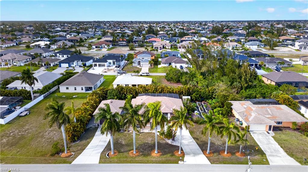 CAPE CORAL - Residential