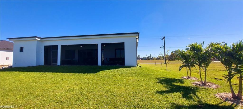 CAPE CORAL - Residential