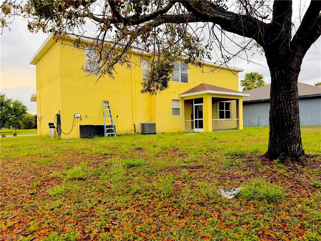 SHADOW LAKES - Residential Lease