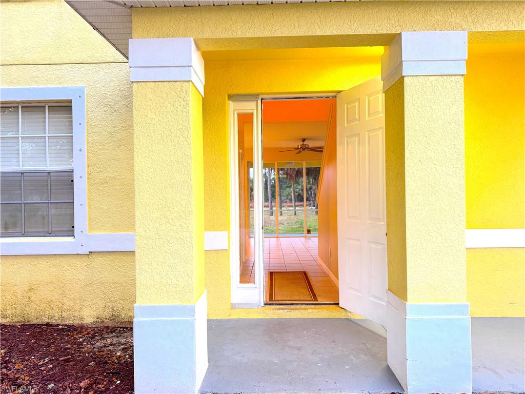 SHADOW LAKES - Residential Lease