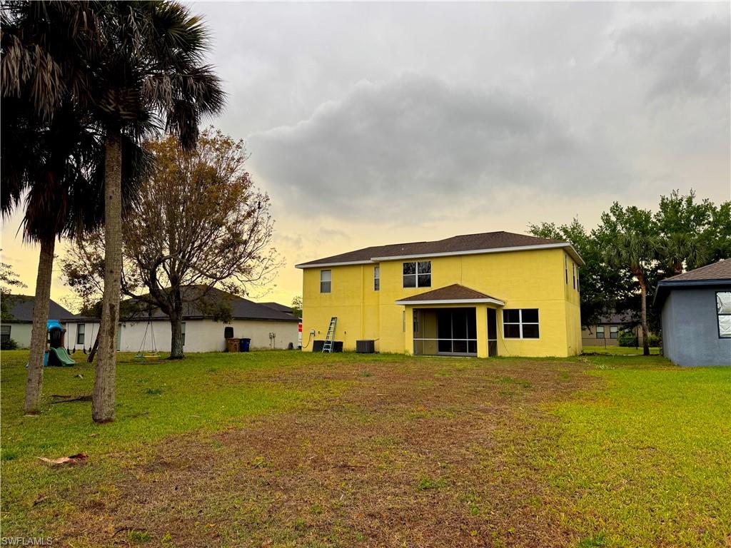 SHADOW LAKES - Residential Lease