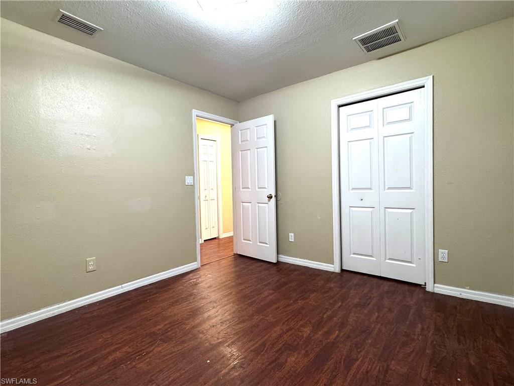 SHADOW LAKES - Residential Lease