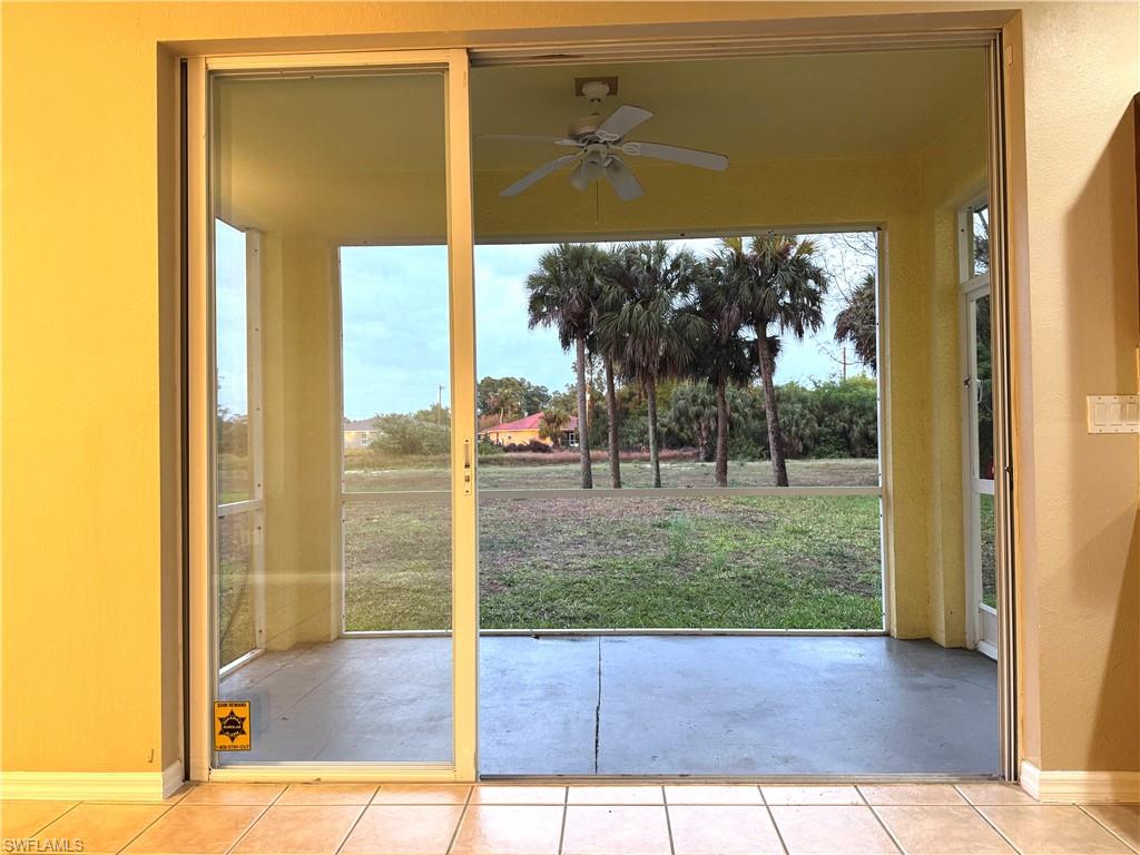 SHADOW LAKES - Residential Lease