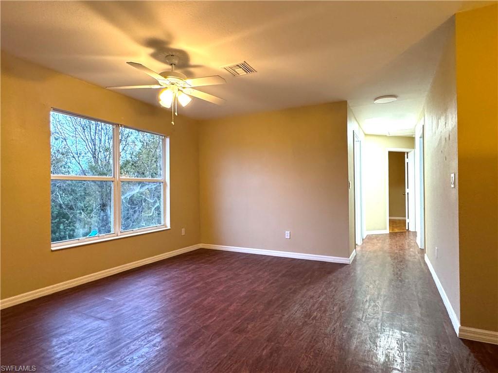 SHADOW LAKES - Residential Lease