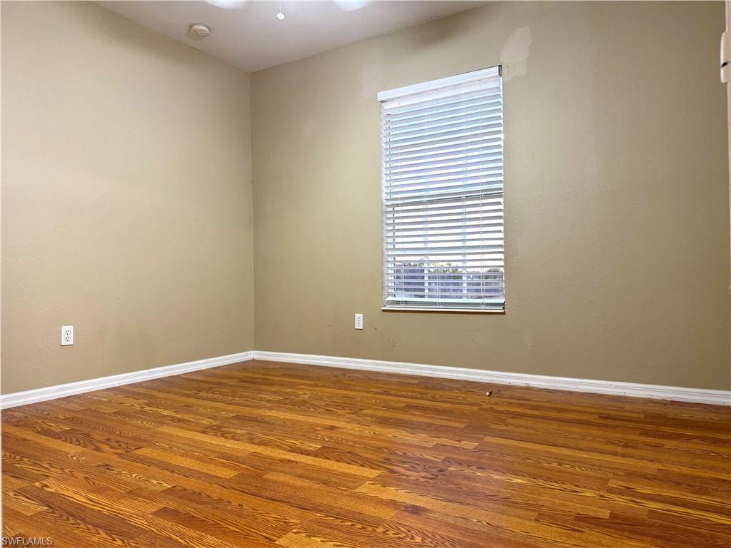 SHADOW LAKES - Residential Lease