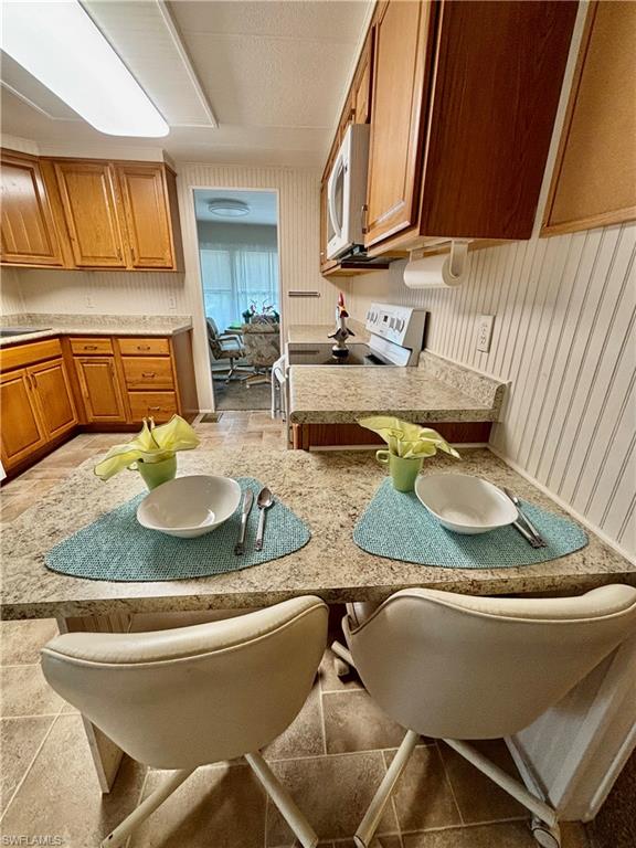 FOREST PARK MOBILE HOME - Residential