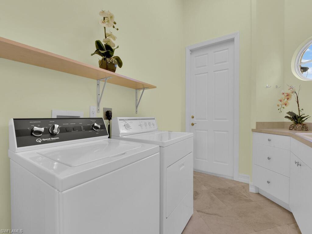 MAHOGANY RIDGE - Residential