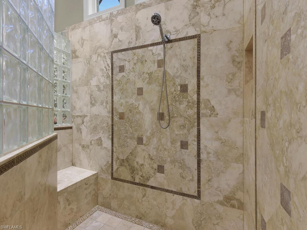 MAHOGANY RIDGE - Residential